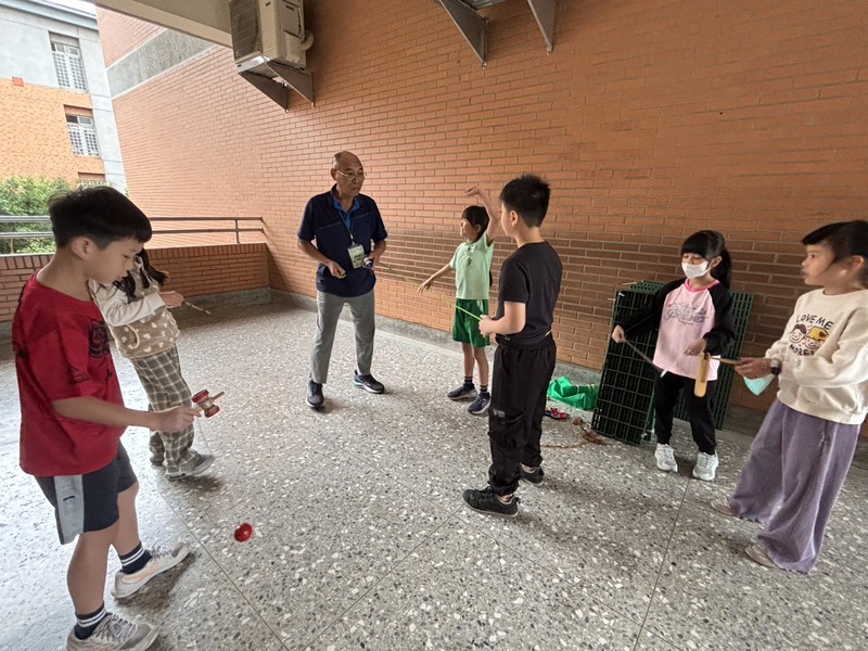 社區長輩走進校園　童年故事活化歷史課程圖片