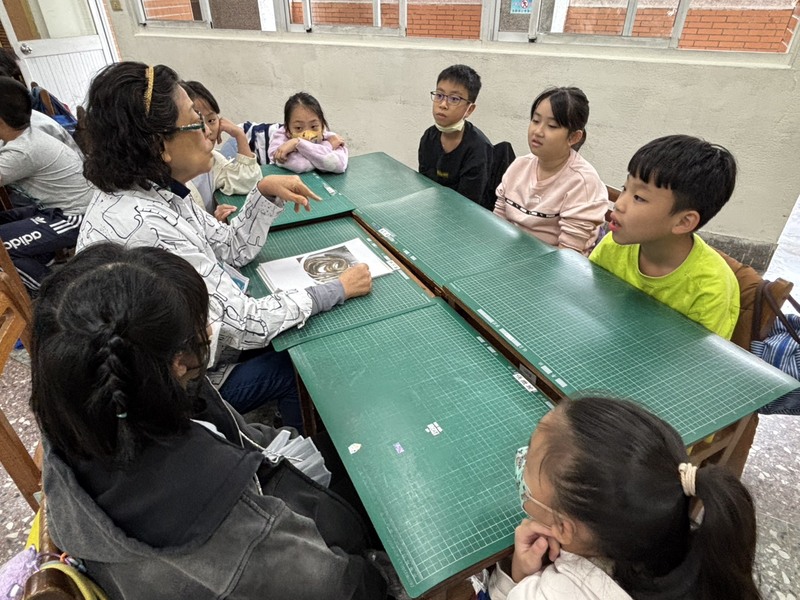 社區長輩走進校園　童年故事活化歷史課程圖片