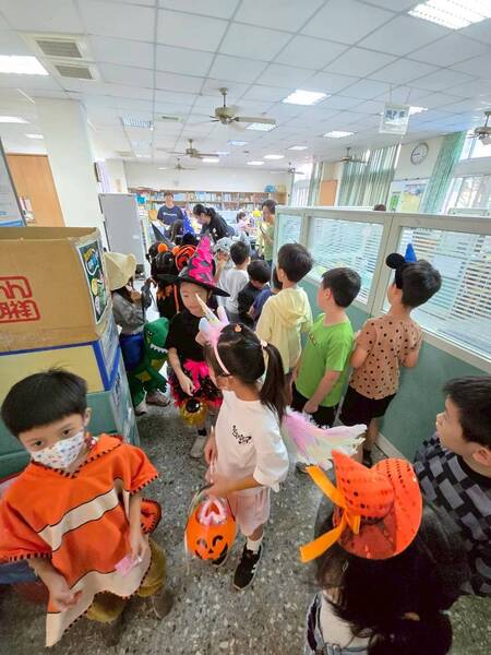 Halloween~小鬼出沒！創意變裝樂翻天圖片