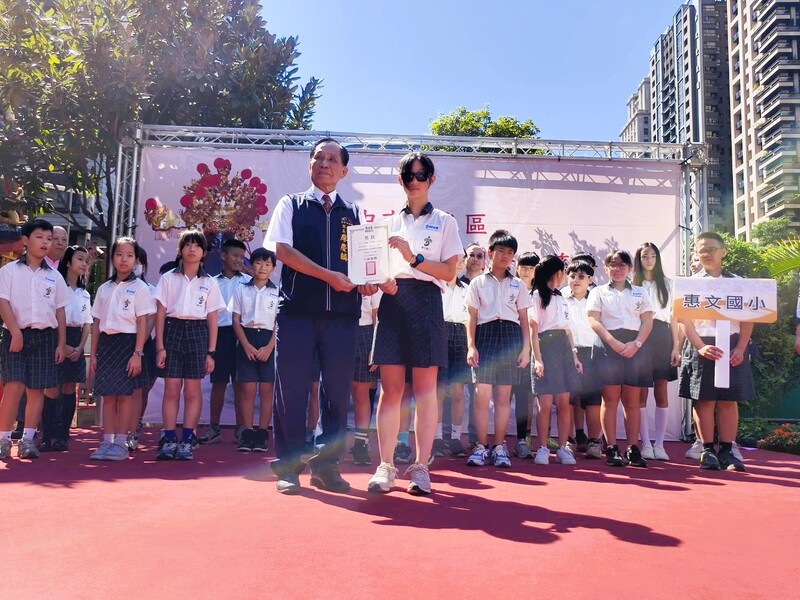 助學傳愛,共創優質教育~~                      獎勵向學,表揚優秀學子圖片