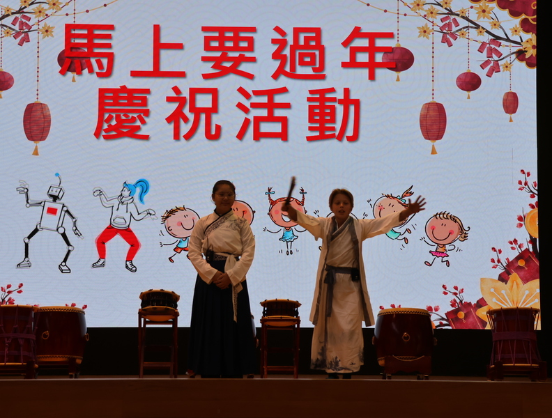 鼓龍舞獅迎春，校園喜迎新年圖片