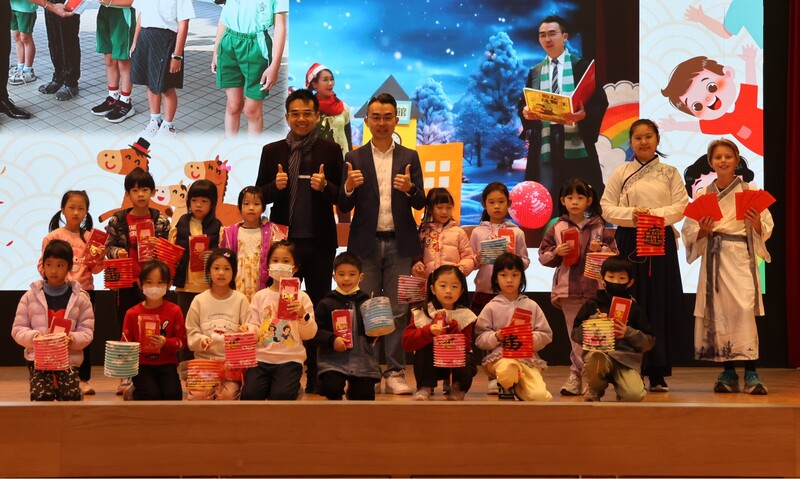 鼓龍舞獅迎春，校園喜迎新年圖片