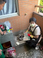 回收利用廚房油  攔油減塑愛地球  強鹼香精樂融融 防蚊香皂為我留圖片
