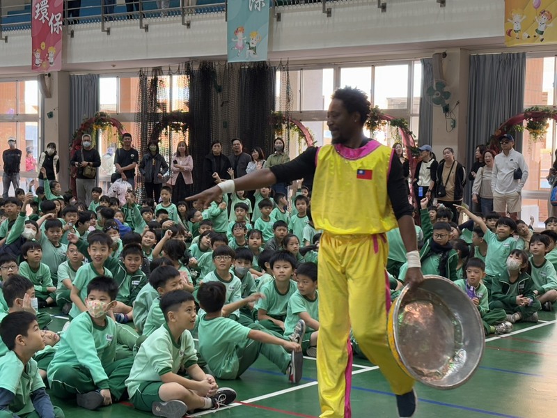 一起FUN校慶：特技與音樂劇的歡聚篇章圖片