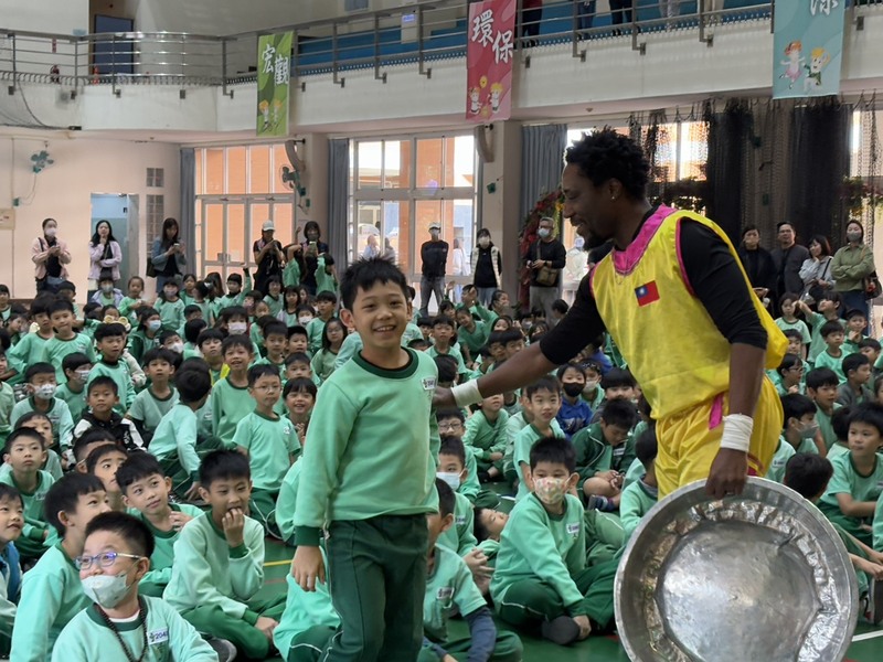 一起FUN校慶：特技與音樂劇的歡聚篇章圖片