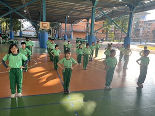 三年級班際健身操