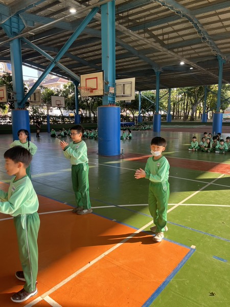 三年級班際健身操圖片