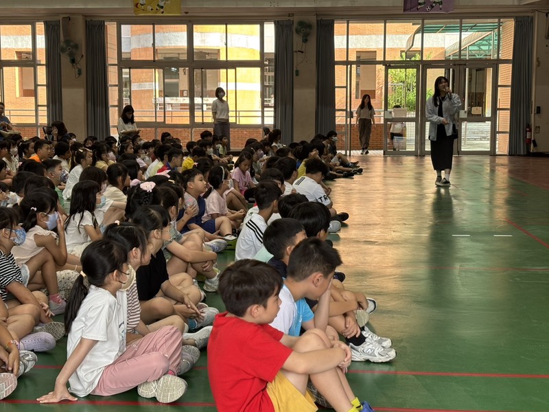 家庭暴力防治宣導圖片