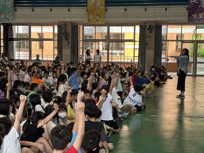 家庭暴力防治宣導圖片