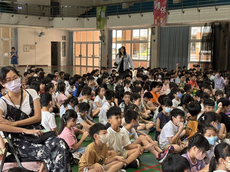 家庭暴力防治宣導圖片