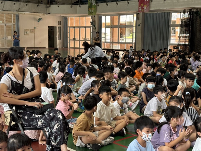 家庭暴力防治宣導圖片